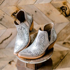 Embroidered Chelsea Boots in European and American Style